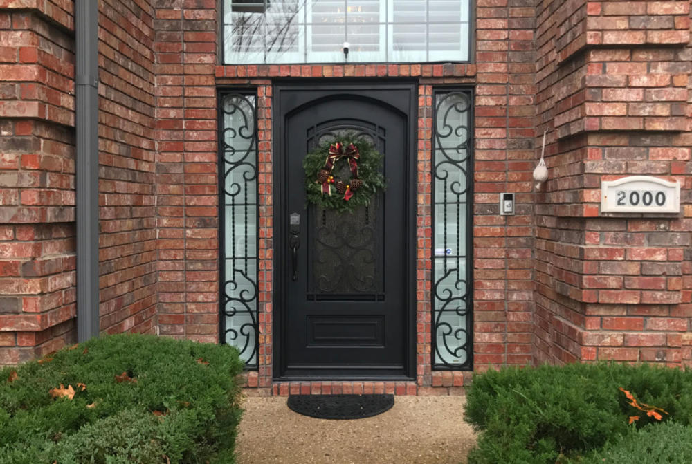 Single Iron Door with Iron on the Sidelites